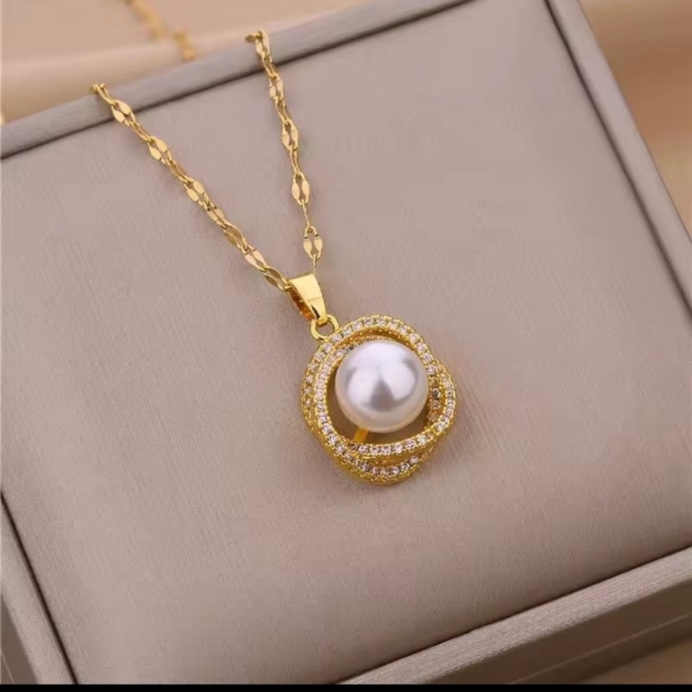 Luxury Zircon Crystal Stainless Steel Pearl Necklace